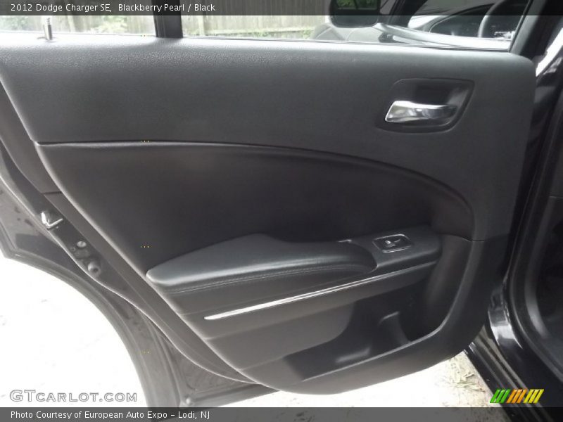Blackberry Pearl / Black 2012 Dodge Charger SE