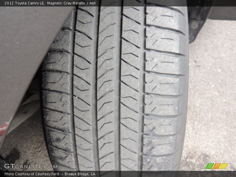 Magnetic Gray Metallic / Ash 2012 Toyota Camry LE