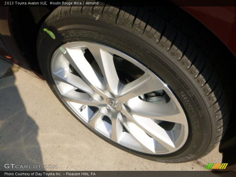 Moulin Rouge Mica / Almond 2013 Toyota Avalon XLE