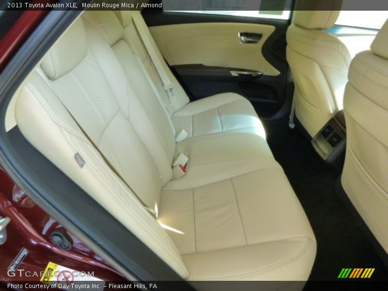 Moulin Rouge Mica / Almond 2013 Toyota Avalon XLE
