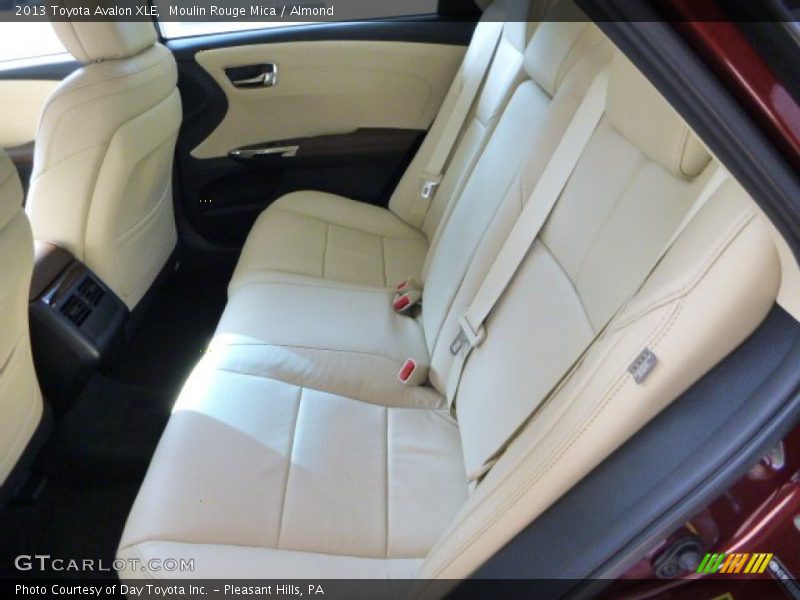 Moulin Rouge Mica / Almond 2013 Toyota Avalon XLE