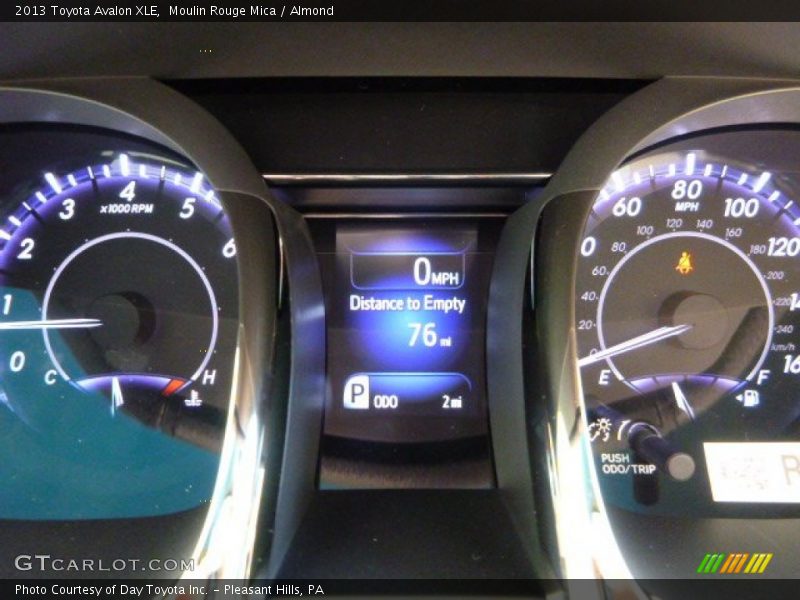 Moulin Rouge Mica / Almond 2013 Toyota Avalon XLE