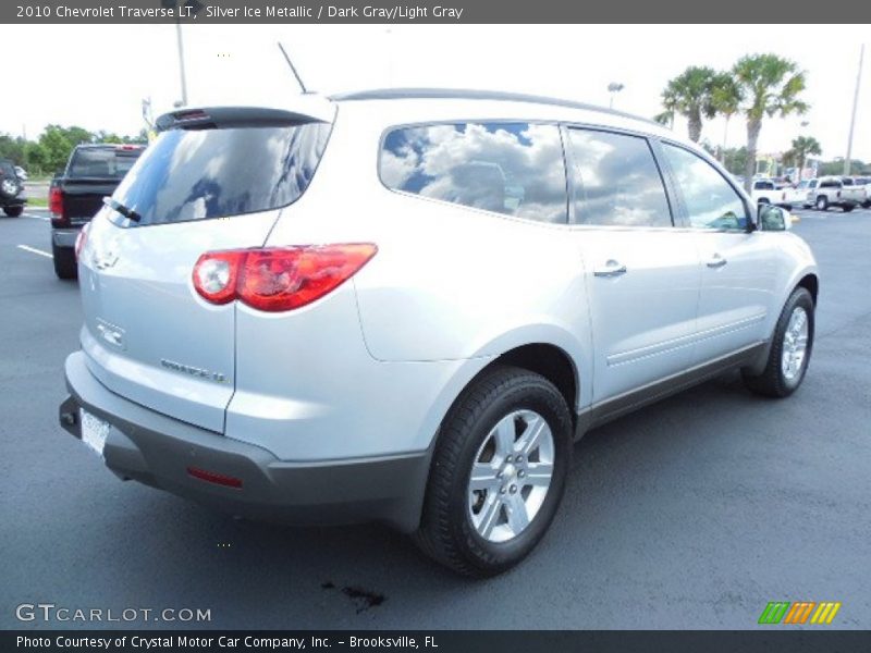 Silver Ice Metallic / Dark Gray/Light Gray 2010 Chevrolet Traverse LT