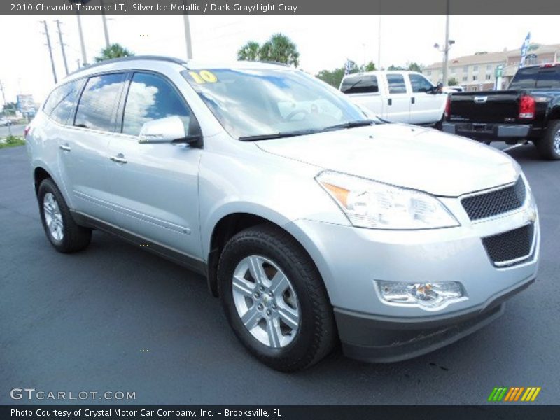 Silver Ice Metallic / Dark Gray/Light Gray 2010 Chevrolet Traverse LT