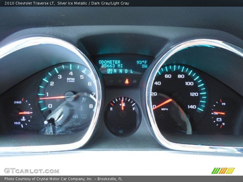 Silver Ice Metallic / Dark Gray/Light Gray 2010 Chevrolet Traverse LT