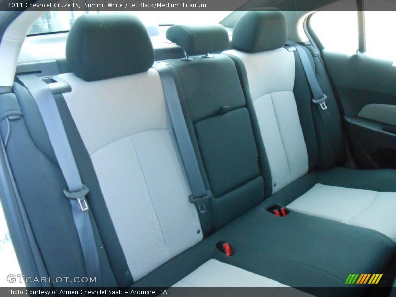Summit White / Jet Black/Medium Titanium 2011 Chevrolet Cruze LS