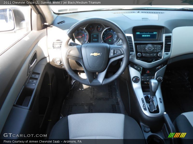 Summit White / Jet Black/Medium Titanium 2011 Chevrolet Cruze LS