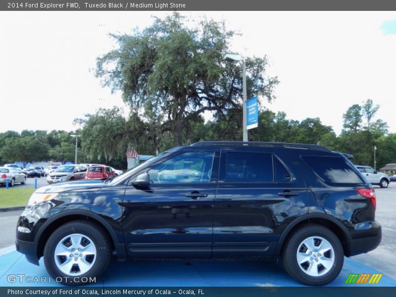 Tuxedo Black / Medium Light Stone 2014 Ford Explorer FWD