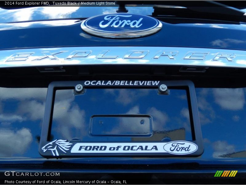 Tuxedo Black / Medium Light Stone 2014 Ford Explorer FWD