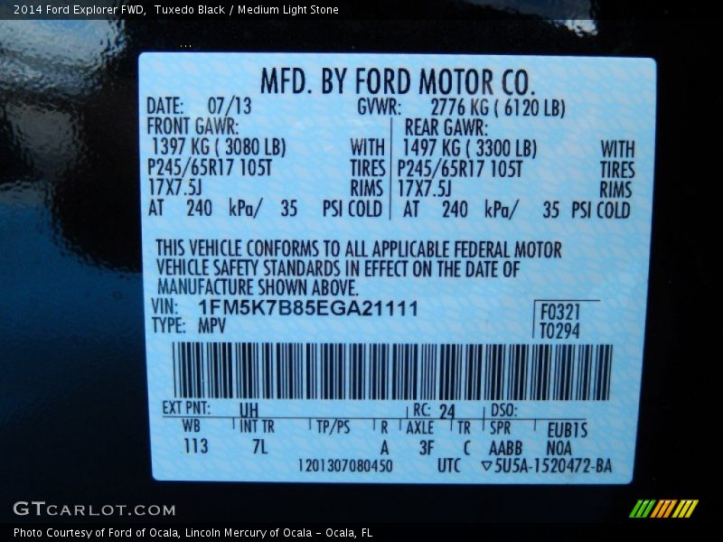 Tuxedo Black / Medium Light Stone 2014 Ford Explorer FWD