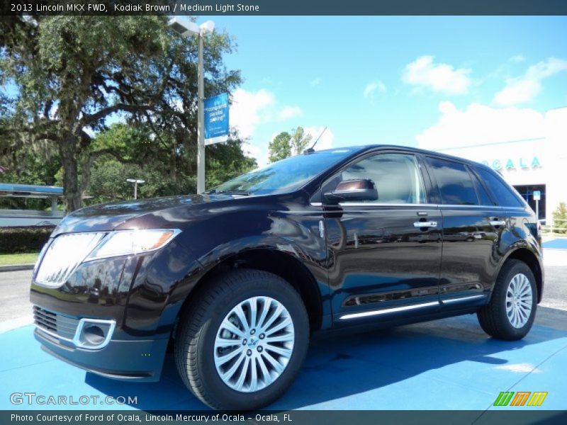 Front 3/4 View of 2013 MKX FWD