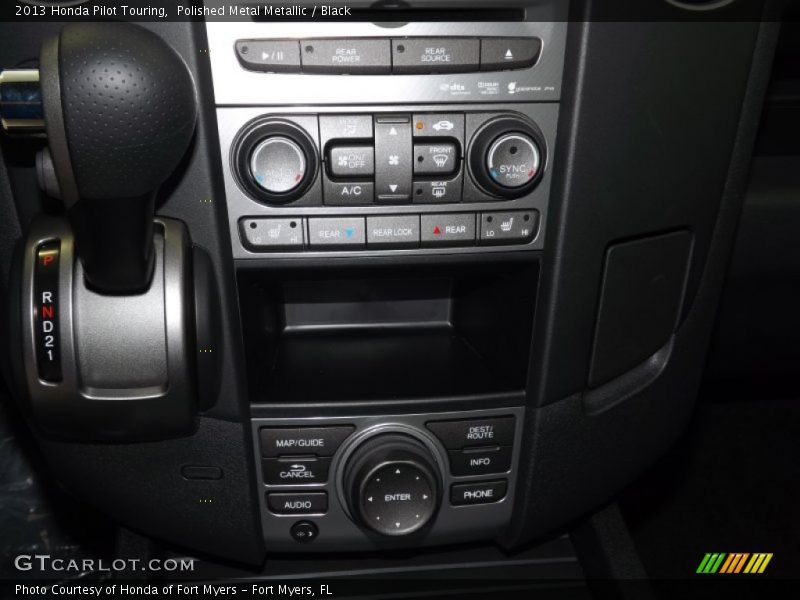 Polished Metal Metallic / Black 2013 Honda Pilot Touring
