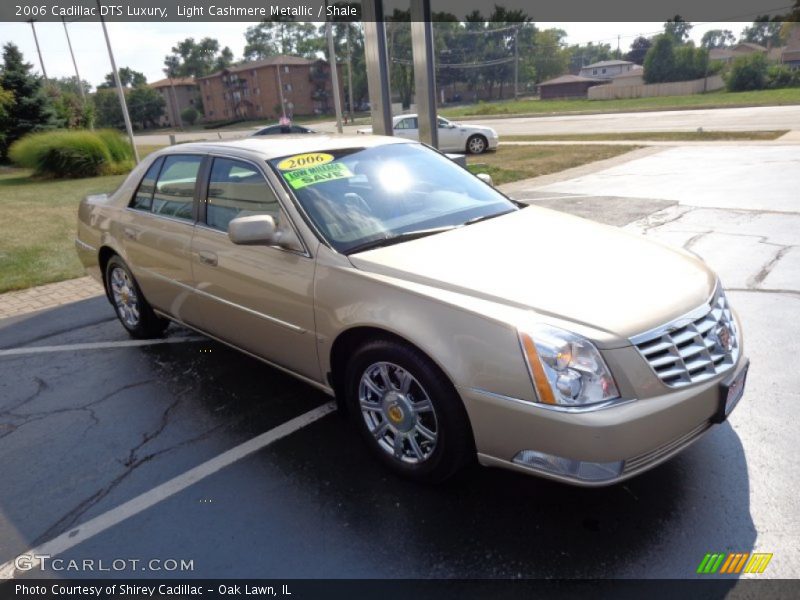 Light Cashmere Metallic / Shale 2006 Cadillac DTS Luxury