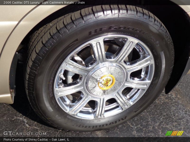 Light Cashmere Metallic / Shale 2006 Cadillac DTS Luxury