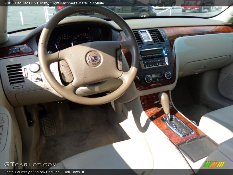 Light Cashmere Metallic / Shale 2006 Cadillac DTS Luxury