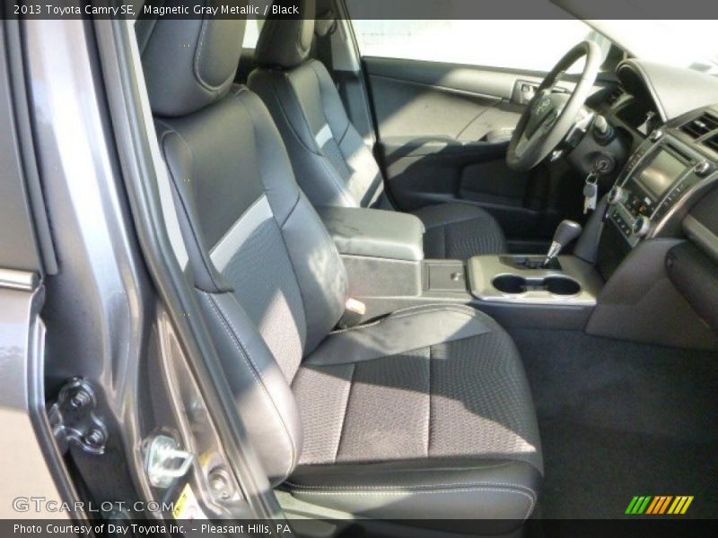 Magnetic Gray Metallic / Black 2013 Toyota Camry SE