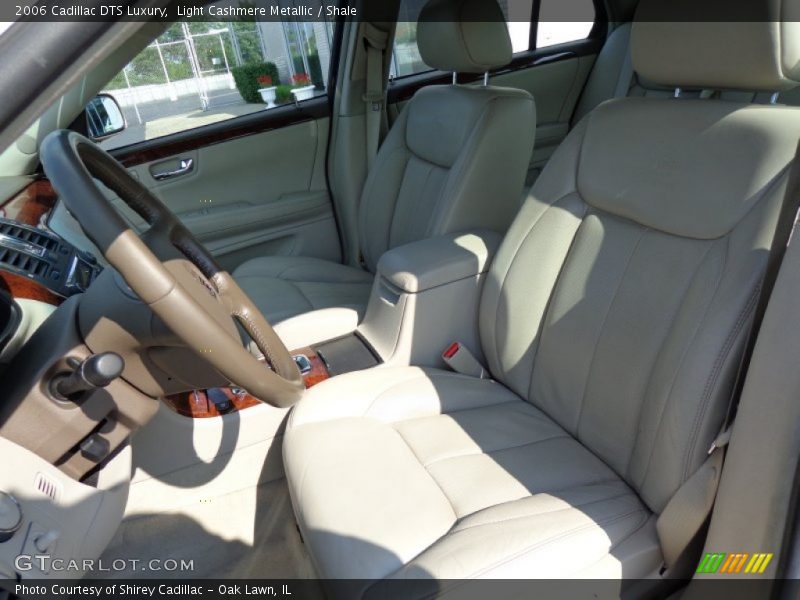 Light Cashmere Metallic / Shale 2006 Cadillac DTS Luxury