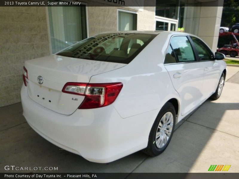 Super White / Ivory 2013 Toyota Camry LE