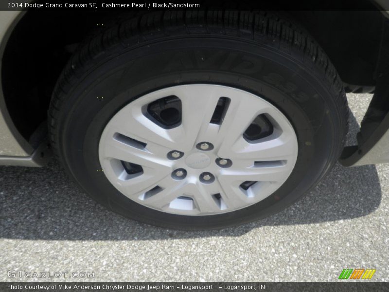 Cashmere Pearl / Black/Sandstorm 2014 Dodge Grand Caravan SE