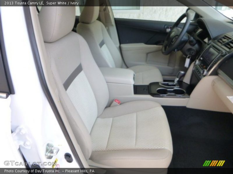 Super White / Ivory 2013 Toyota Camry LE