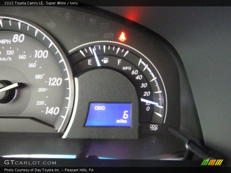 Super White / Ivory 2013 Toyota Camry LE