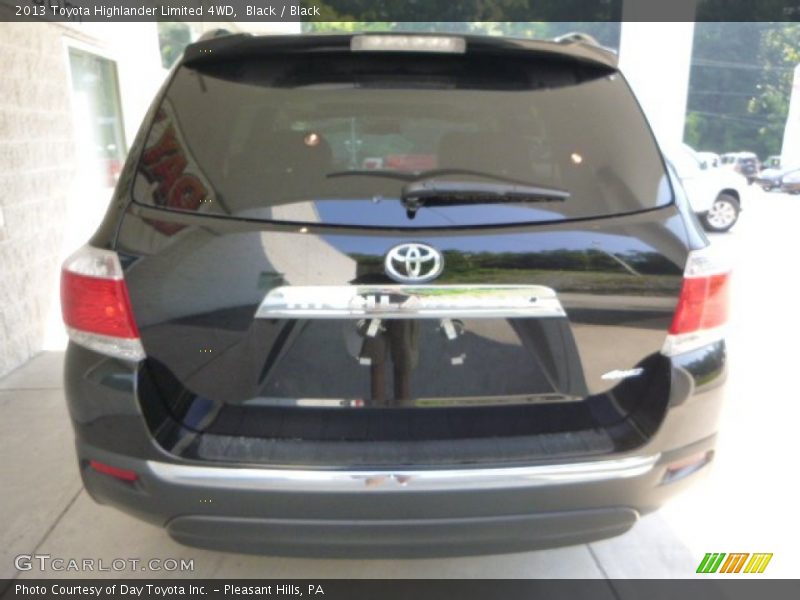 Black / Black 2013 Toyota Highlander Limited 4WD