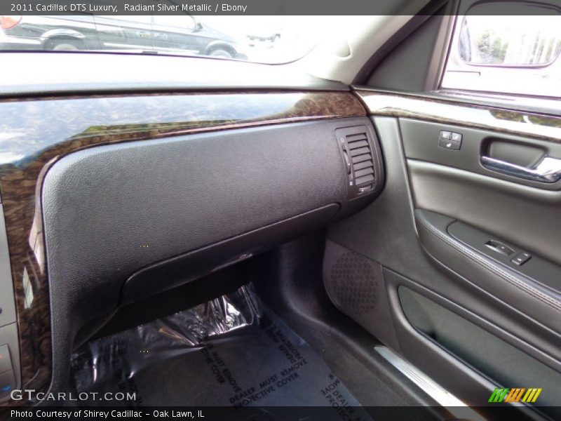 Radiant Silver Metallic / Ebony 2011 Cadillac DTS Luxury