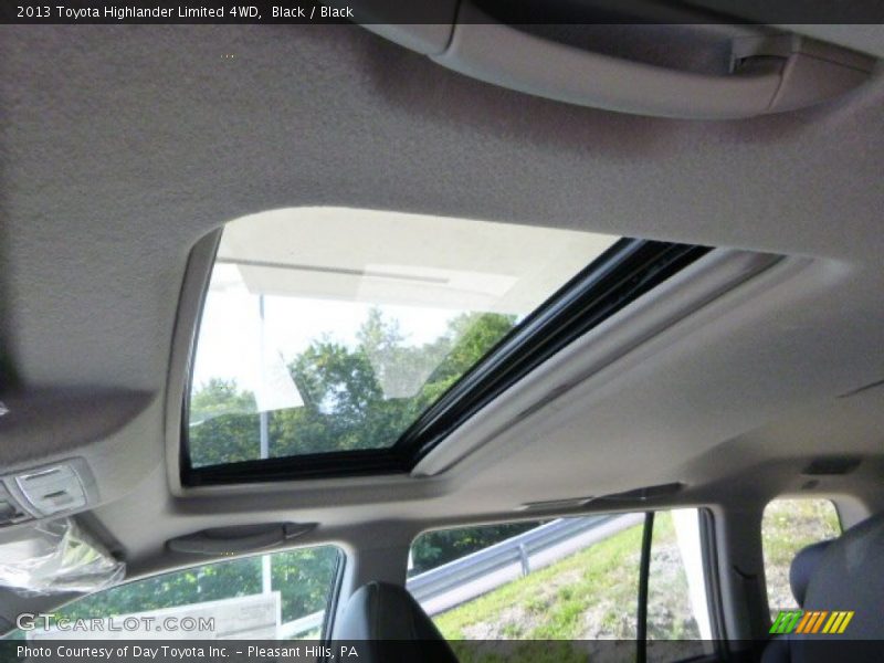 Black / Black 2013 Toyota Highlander Limited 4WD
