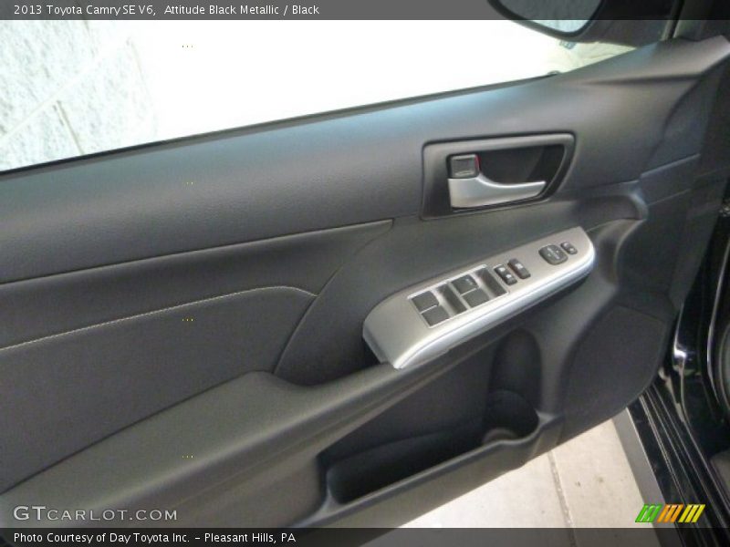 Attitude Black Metallic / Black 2013 Toyota Camry SE V6