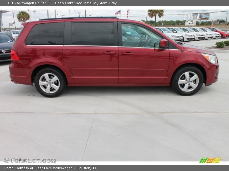 Deep Claret Red Metallic / Aero Gray 2011 Volkswagen Routan SE