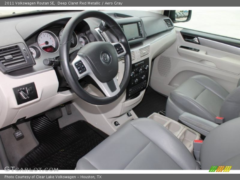 Deep Claret Red Metallic / Aero Gray 2011 Volkswagen Routan SE