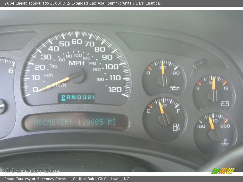 Summit White / Dark Charcoal 2004 Chevrolet Silverado 2500HD LS Extended Cab 4x4