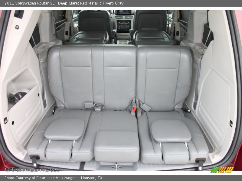 Deep Claret Red Metallic / Aero Gray 2011 Volkswagen Routan SE