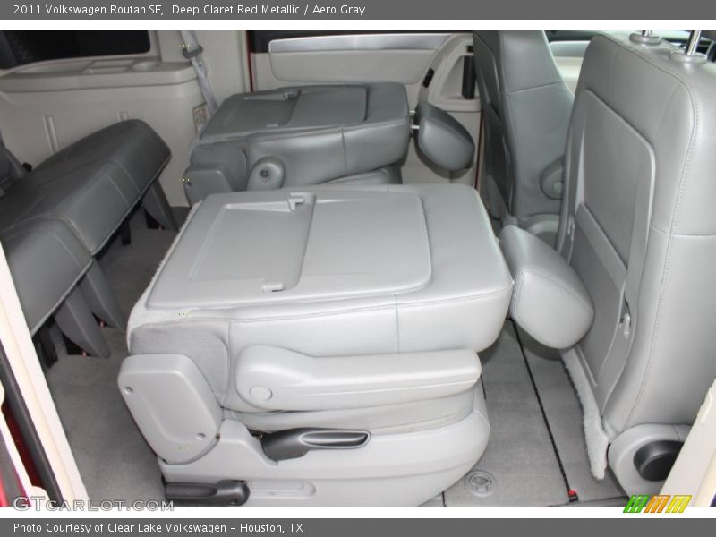 Deep Claret Red Metallic / Aero Gray 2011 Volkswagen Routan SE