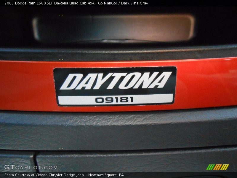  2005 Ram 1500 SLT Daytona Quad Cab 4x4 Logo