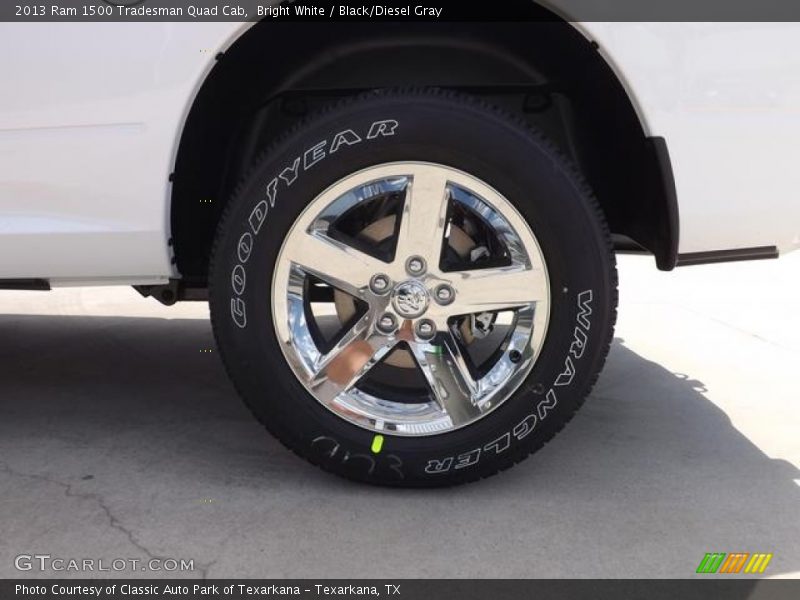 Bright White / Black/Diesel Gray 2013 Ram 1500 Tradesman Quad Cab