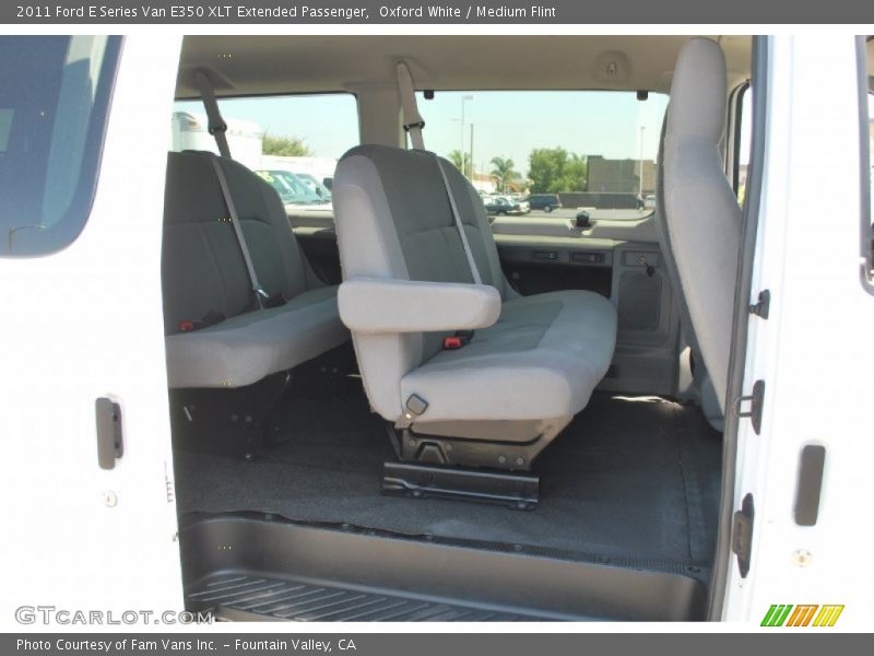 Oxford White / Medium Flint 2011 Ford E Series Van E350 XLT Extended Passenger
