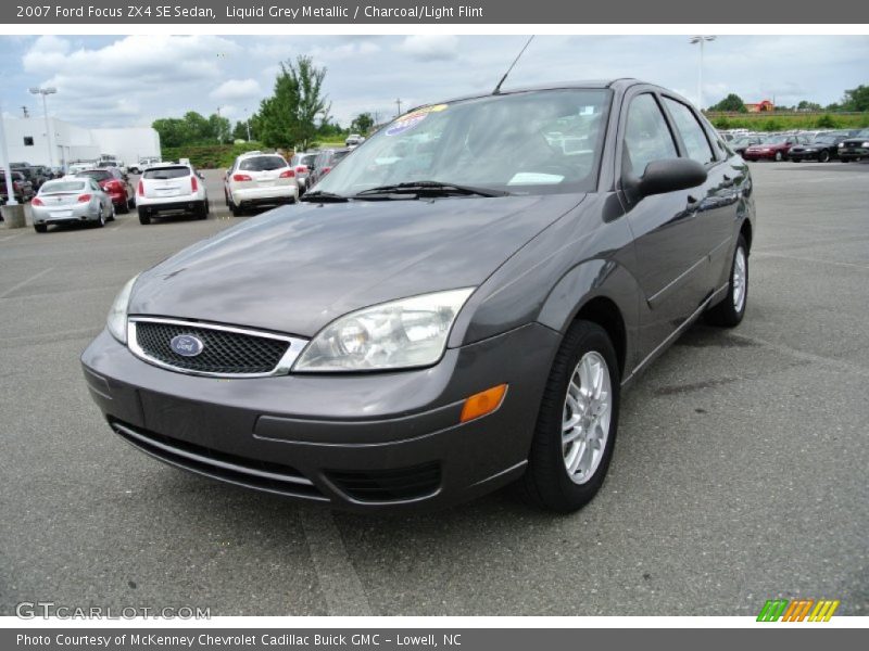 Liquid Grey Metallic / Charcoal/Light Flint 2007 Ford Focus ZX4 SE Sedan