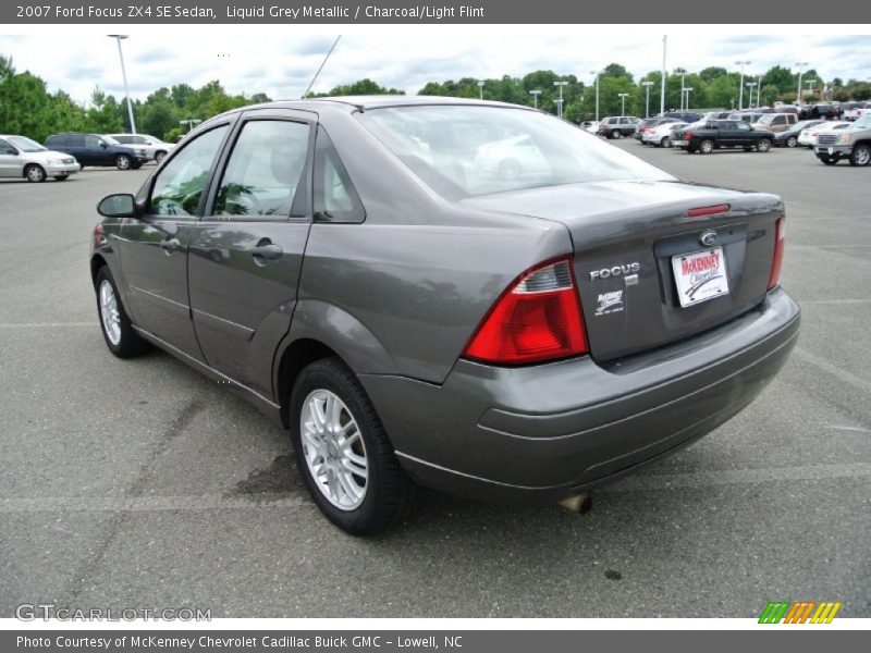 Liquid Grey Metallic / Charcoal/Light Flint 2007 Ford Focus ZX4 SE Sedan