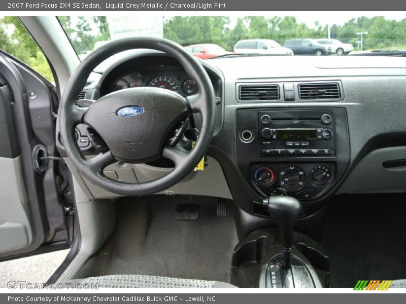 Liquid Grey Metallic / Charcoal/Light Flint 2007 Ford Focus ZX4 SE Sedan