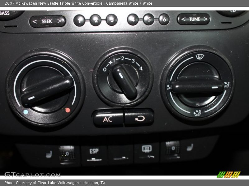 Campanella White / White 2007 Volkswagen New Beetle Triple White Convertible