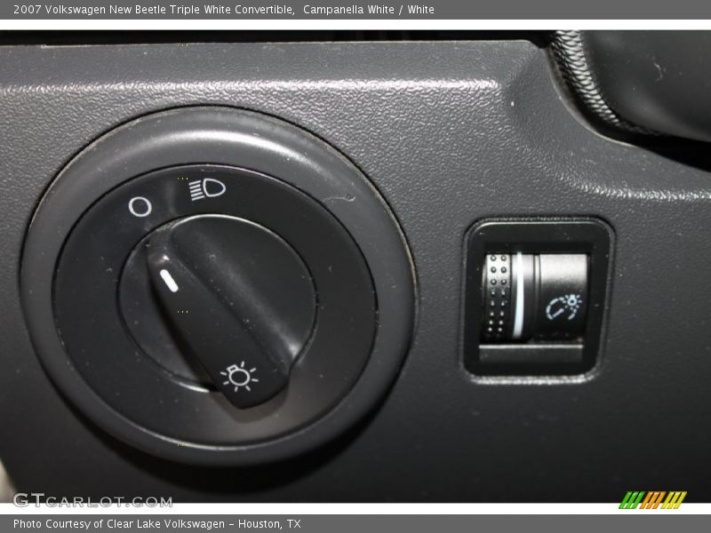 Campanella White / White 2007 Volkswagen New Beetle Triple White Convertible