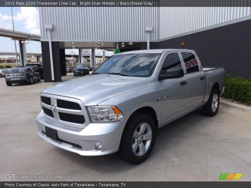 Bright Silver Metallic / Black/Diesel Gray 2013 Ram 1500 Tradesman Crew Cab