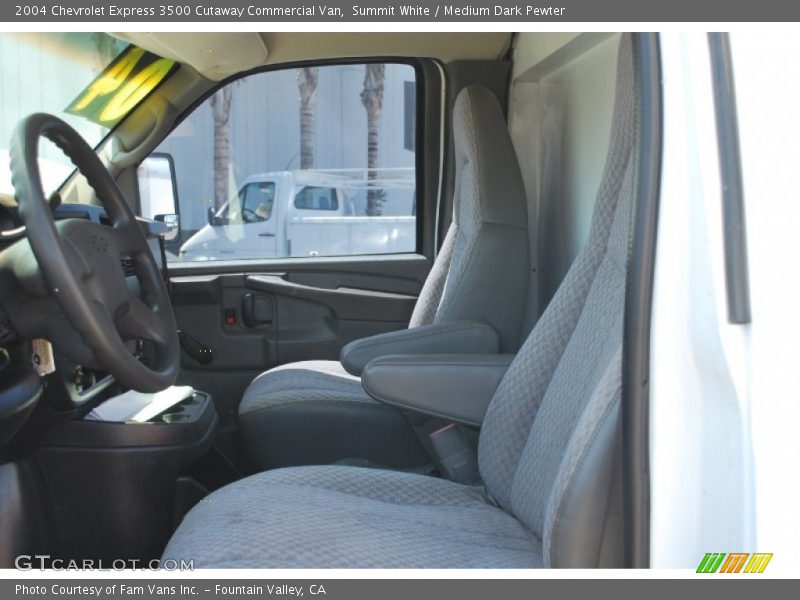 Summit White / Medium Dark Pewter 2004 Chevrolet Express 3500 Cutaway Commercial Van