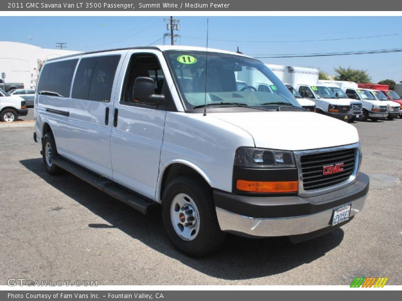 Summit White / Medium Pewter 2011 GMC Savana Van LT 3500 Passenger
