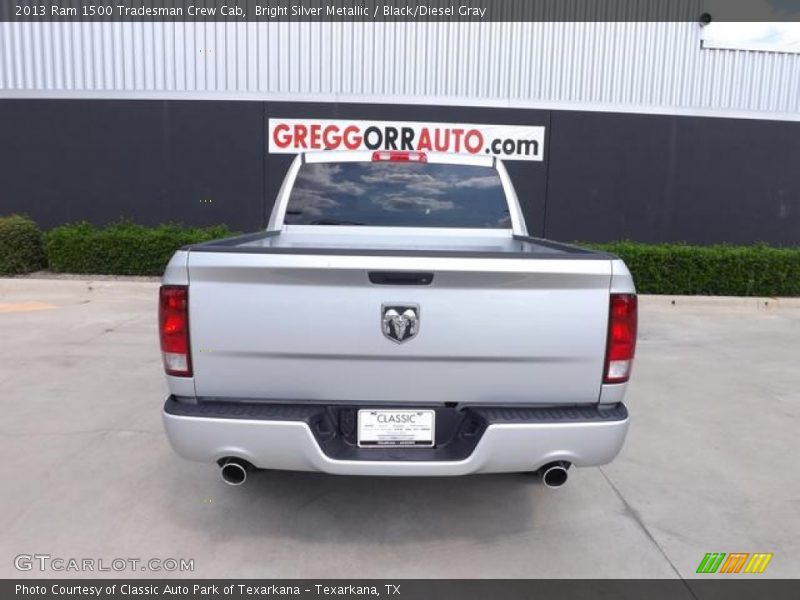 Bright Silver Metallic / Black/Diesel Gray 2013 Ram 1500 Tradesman Crew Cab