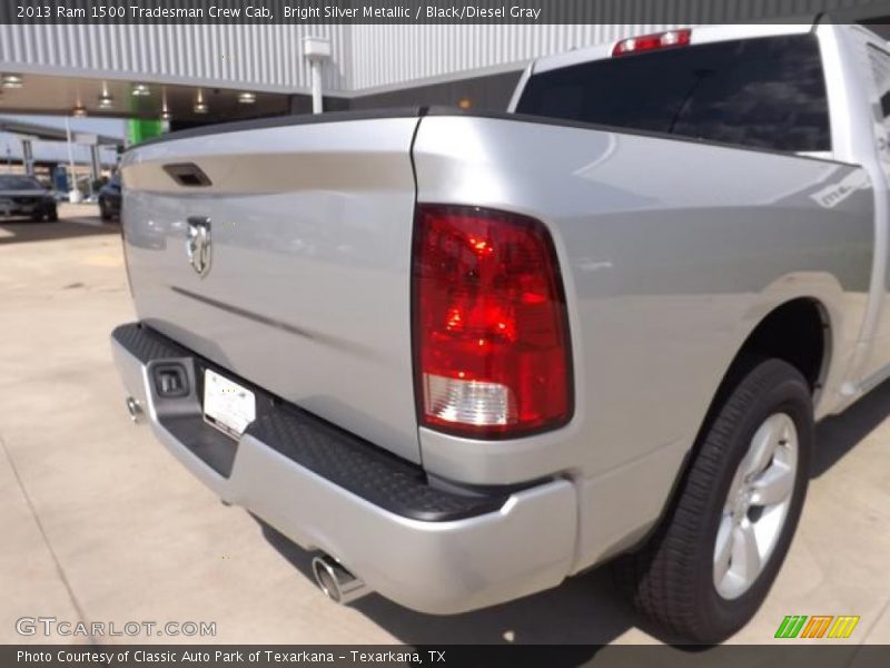 Bright Silver Metallic / Black/Diesel Gray 2013 Ram 1500 Tradesman Crew Cab