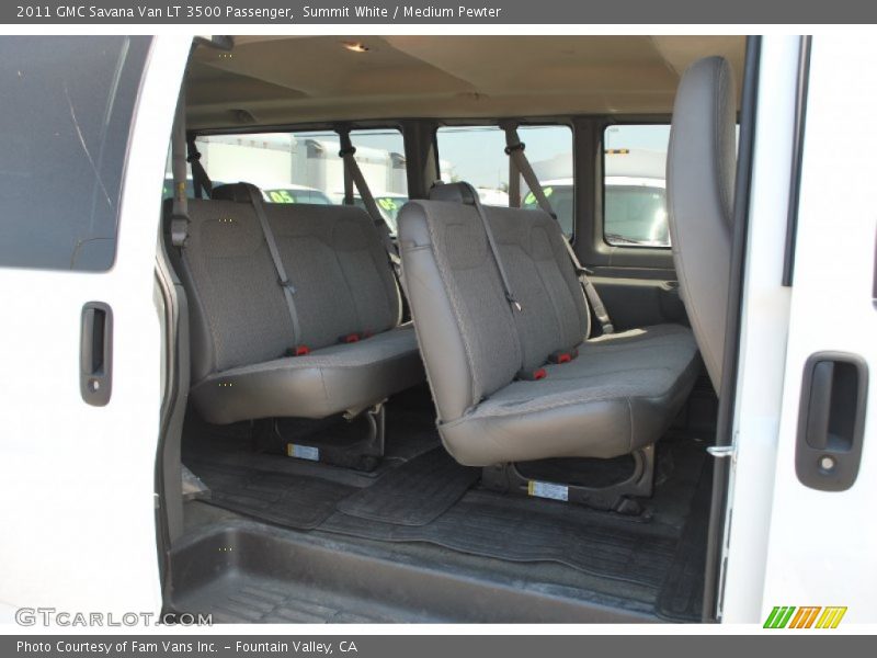 Summit White / Medium Pewter 2011 GMC Savana Van LT 3500 Passenger