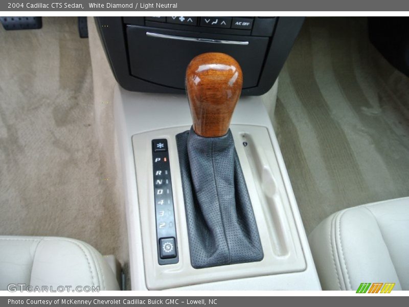 White Diamond / Light Neutral 2004 Cadillac CTS Sedan