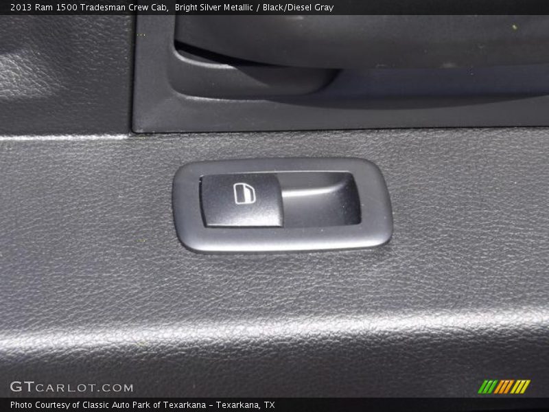 Bright Silver Metallic / Black/Diesel Gray 2013 Ram 1500 Tradesman Crew Cab